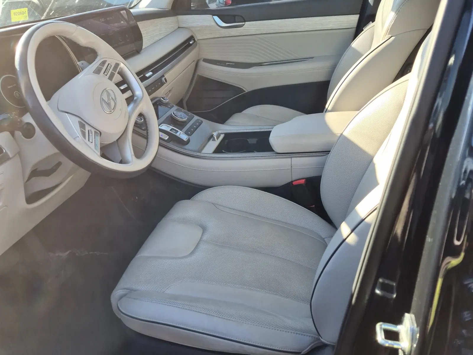Front Interior Photo