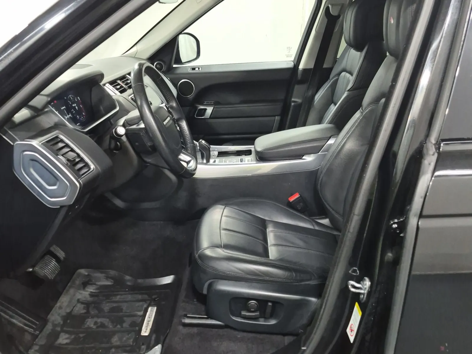 Front Interior Photo