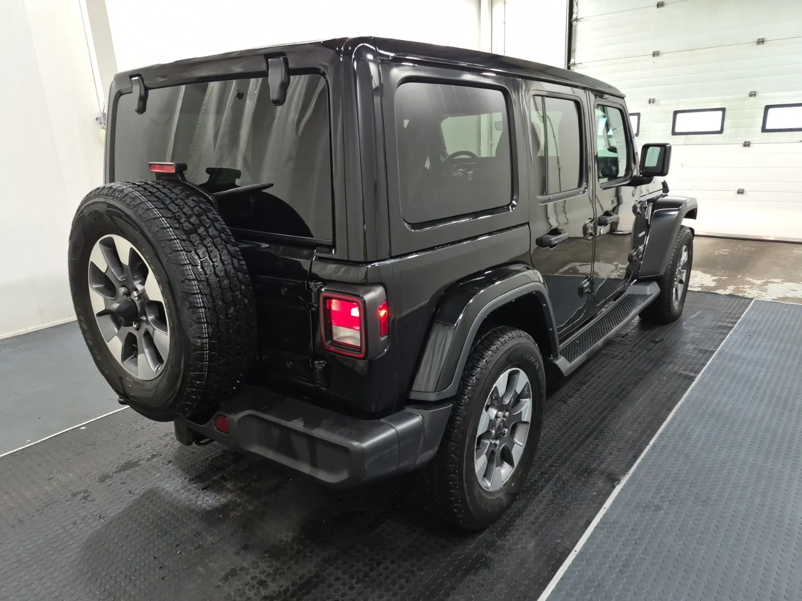 Passenger Rear 3/4 Photo