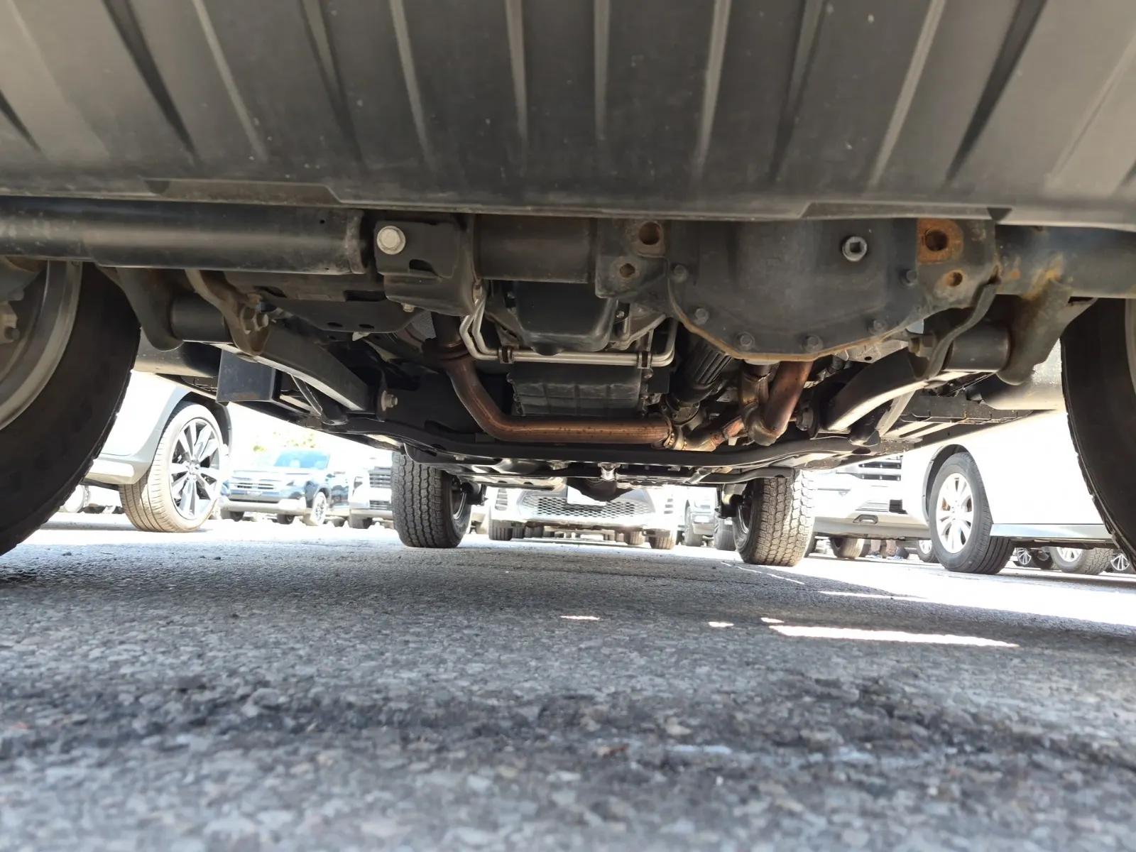 Undercarriage - Front Photo
