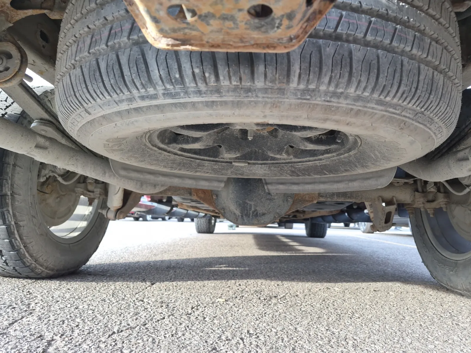 Spare Tire & Wheel Photo