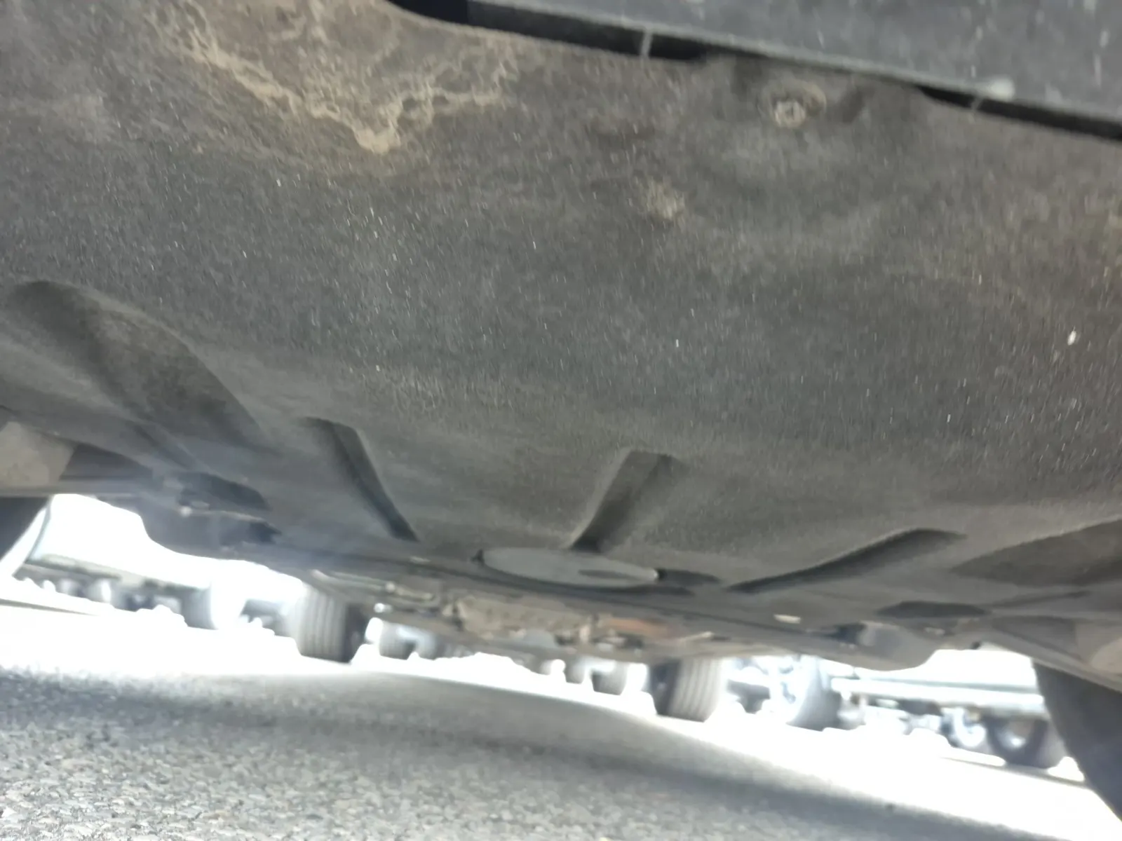 Undercarriage - Front Photo