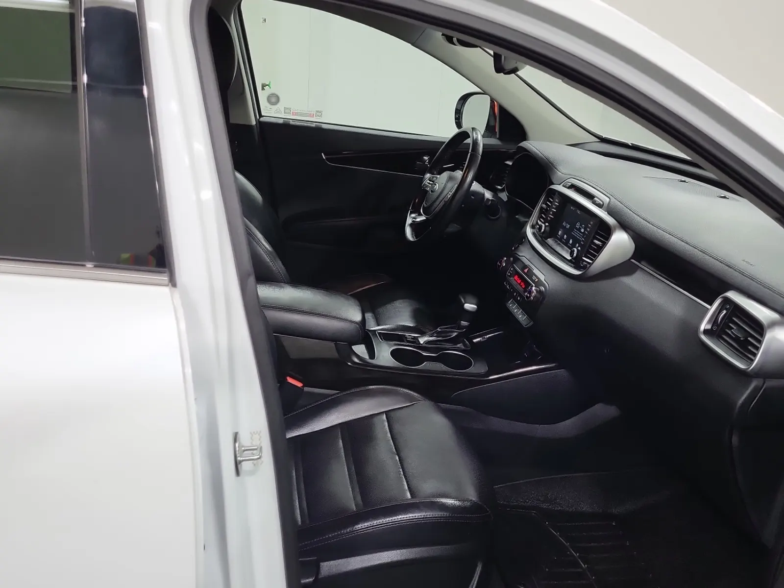 Right Side Interior Photo