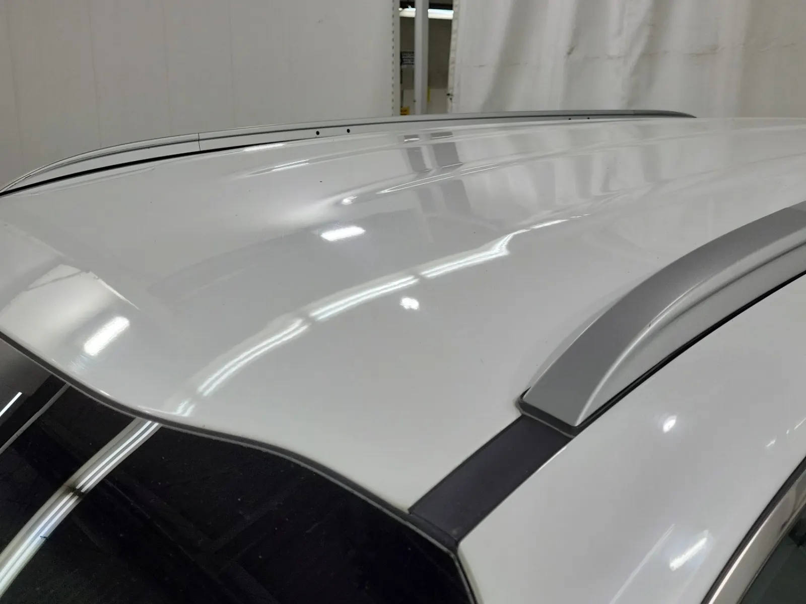 Exterior Roof Photo