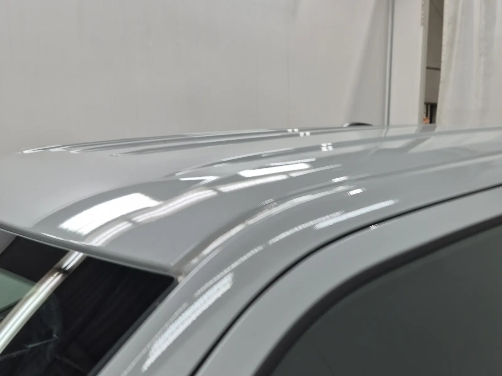 Exterior Roof Photo