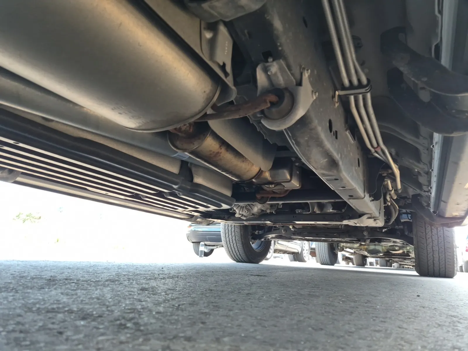 Undercarriage - Passenger Photo