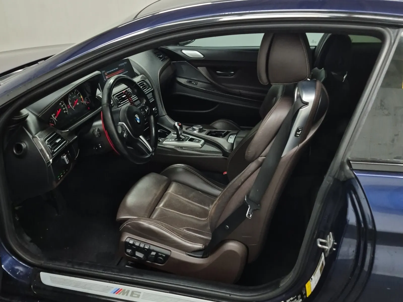Front Interior Photo