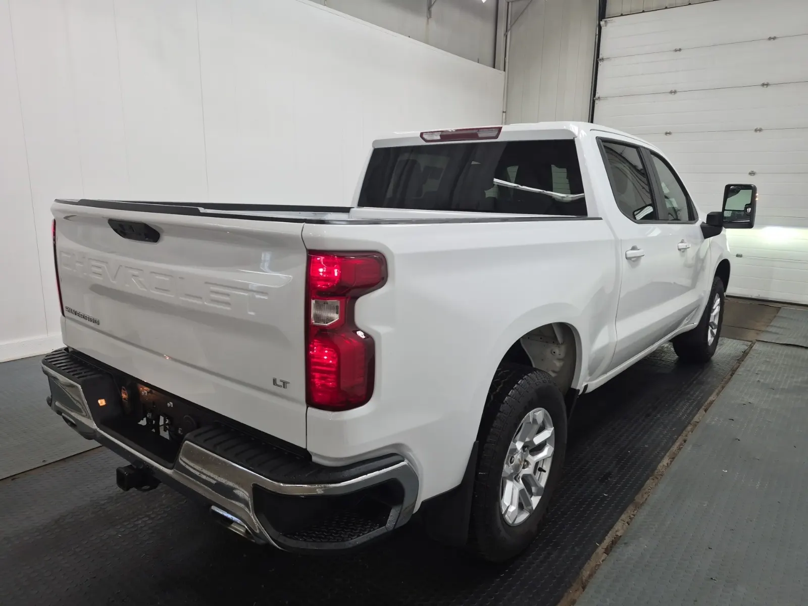 Passenger Rear 3/4 Photo