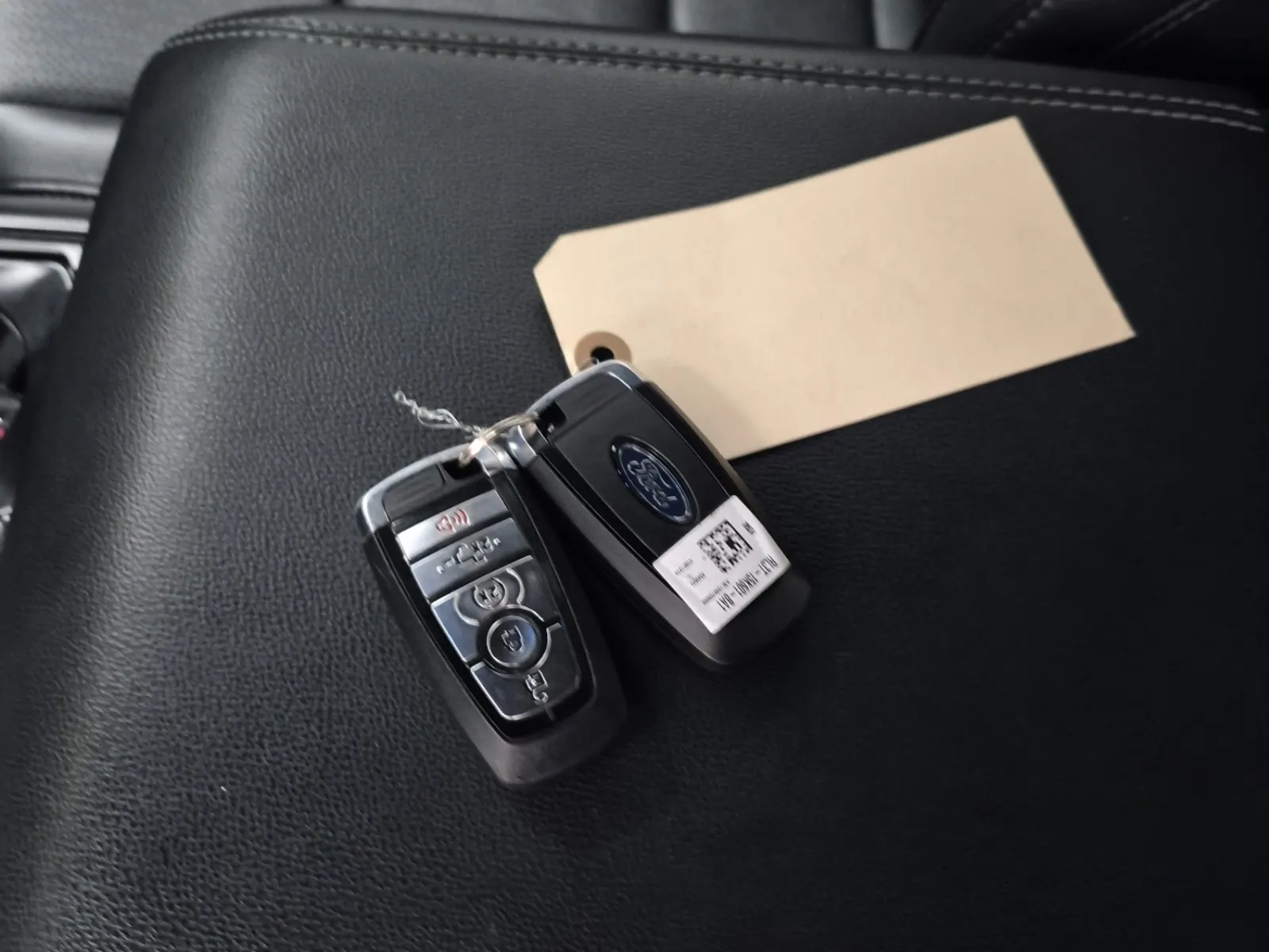 Keys/Fobs/Manual Photo