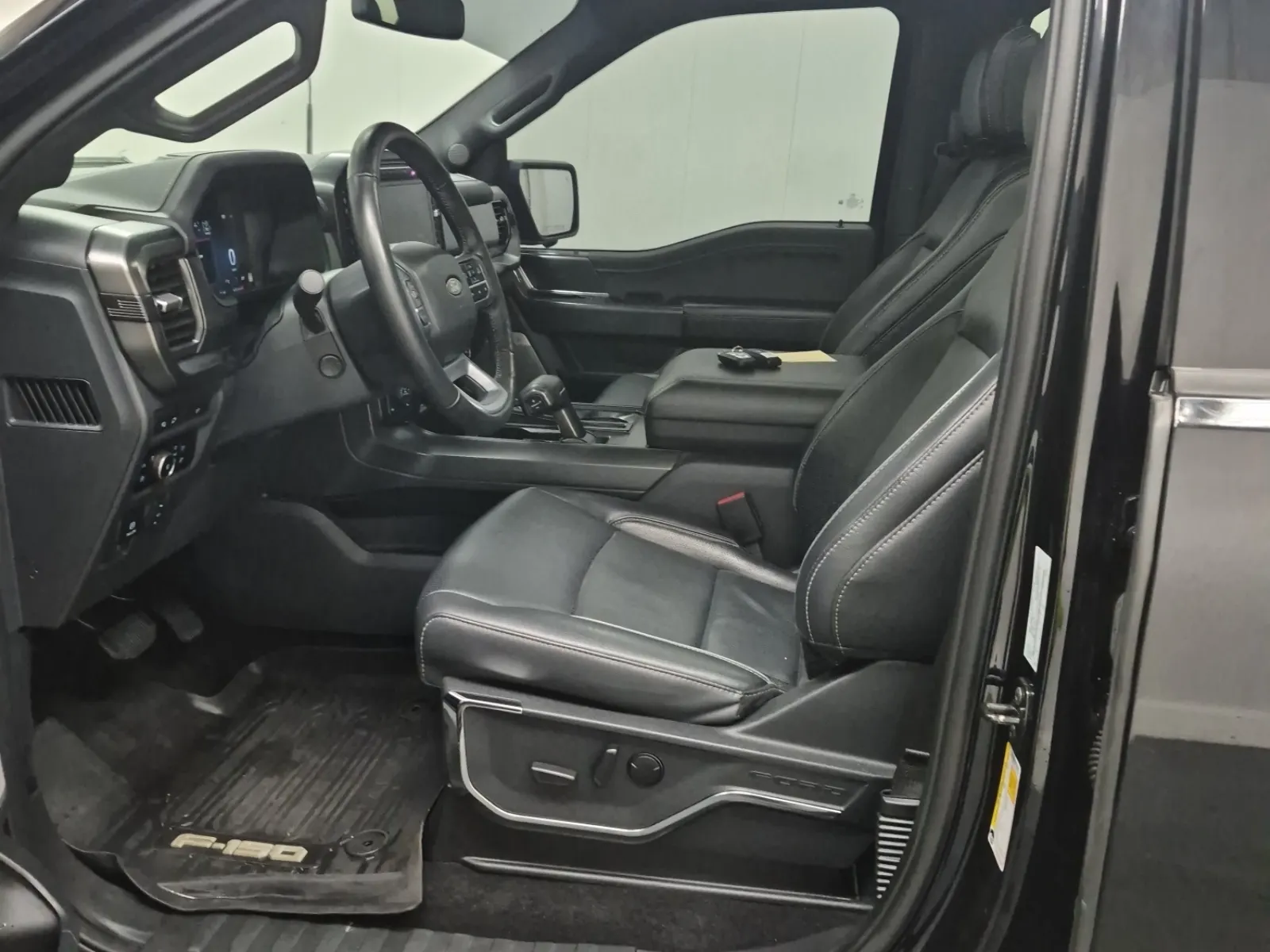 Front Interior Photo