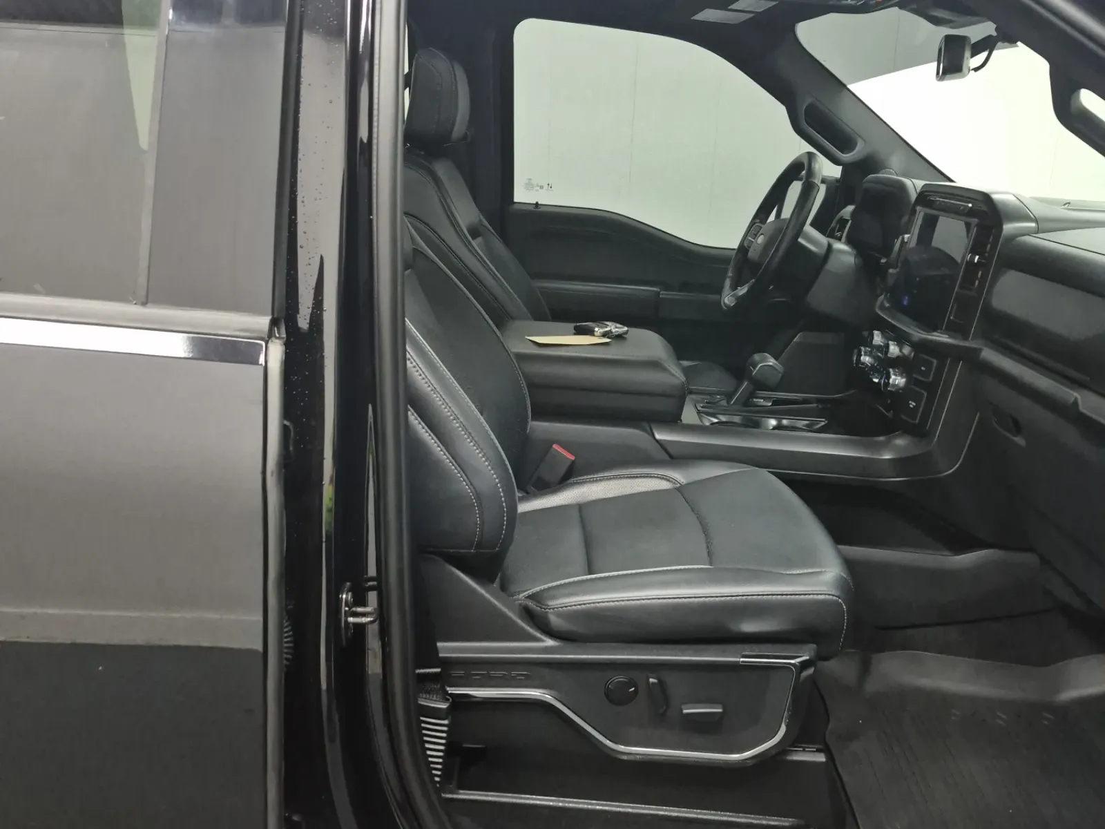 Right Side Interior Photo
