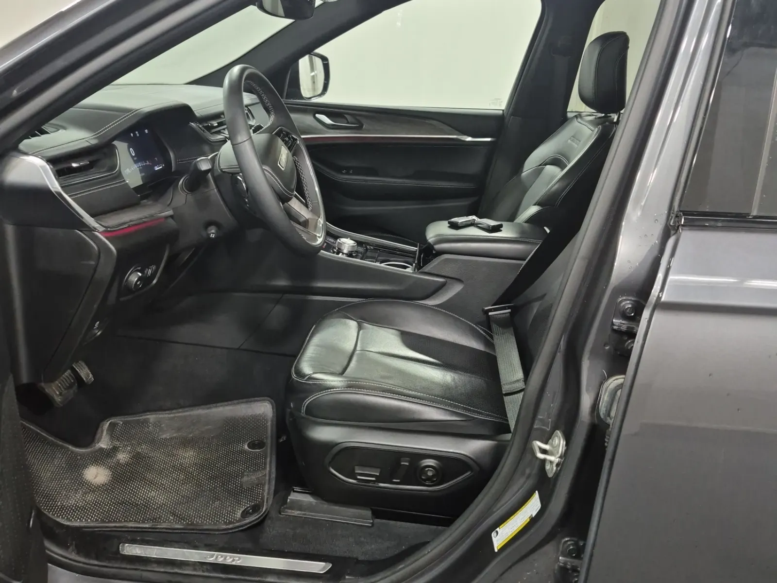Front Interior Photo