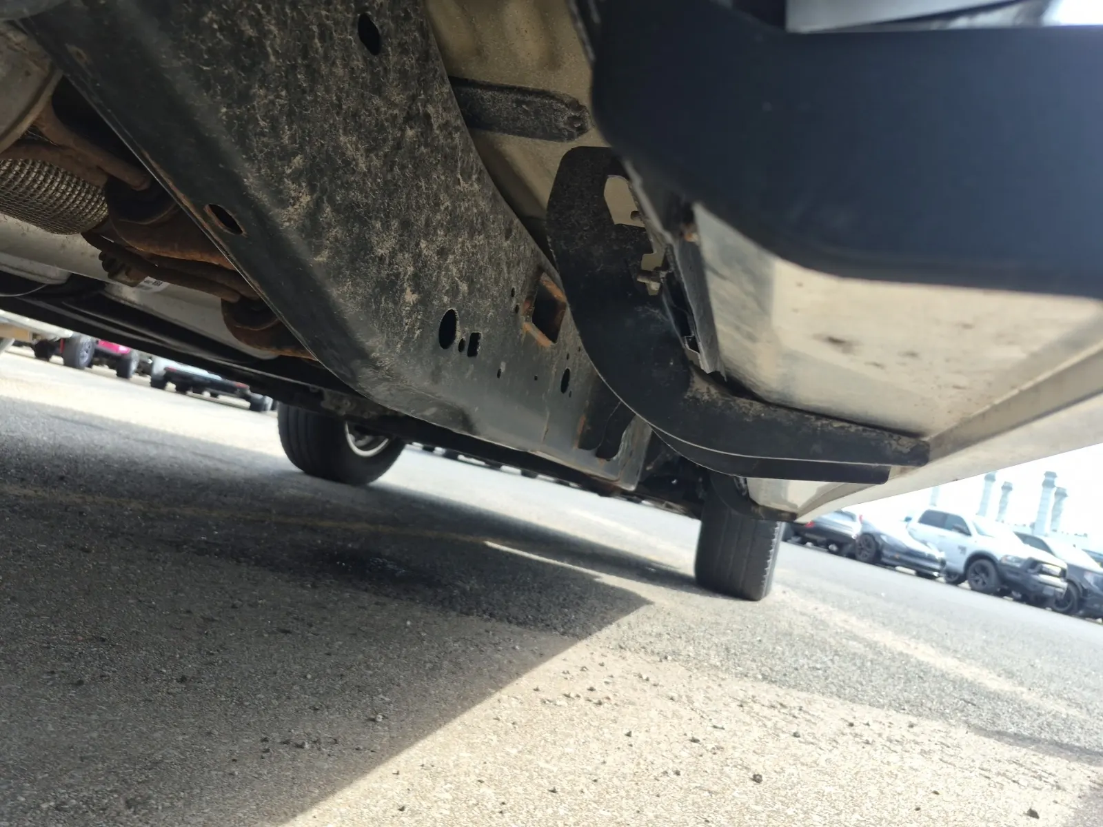 Undercarriage - Passenger Photo
