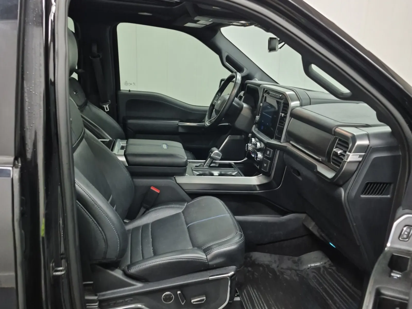 Right Side Interior Photo