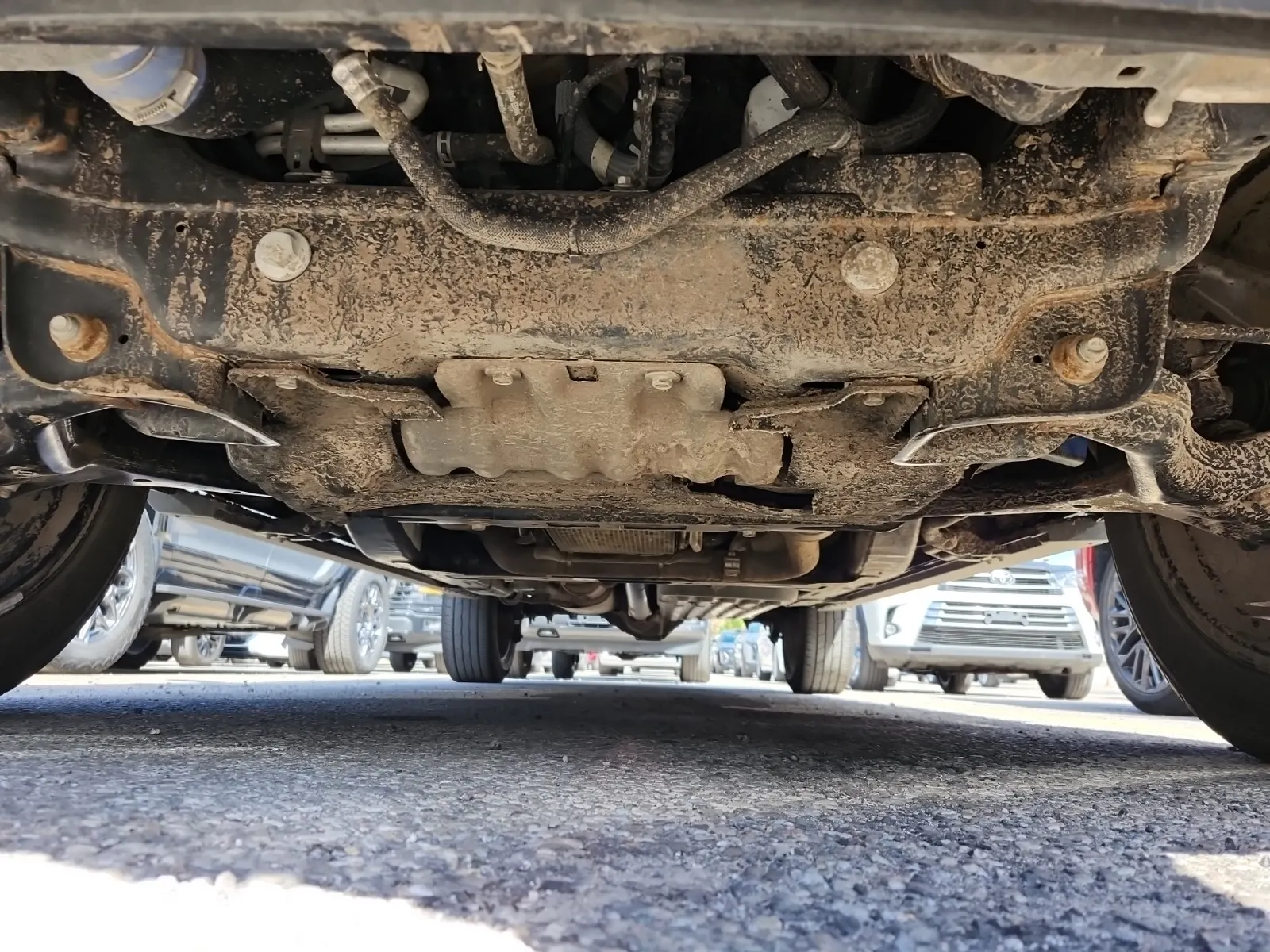 Undercarriage - Front Photo