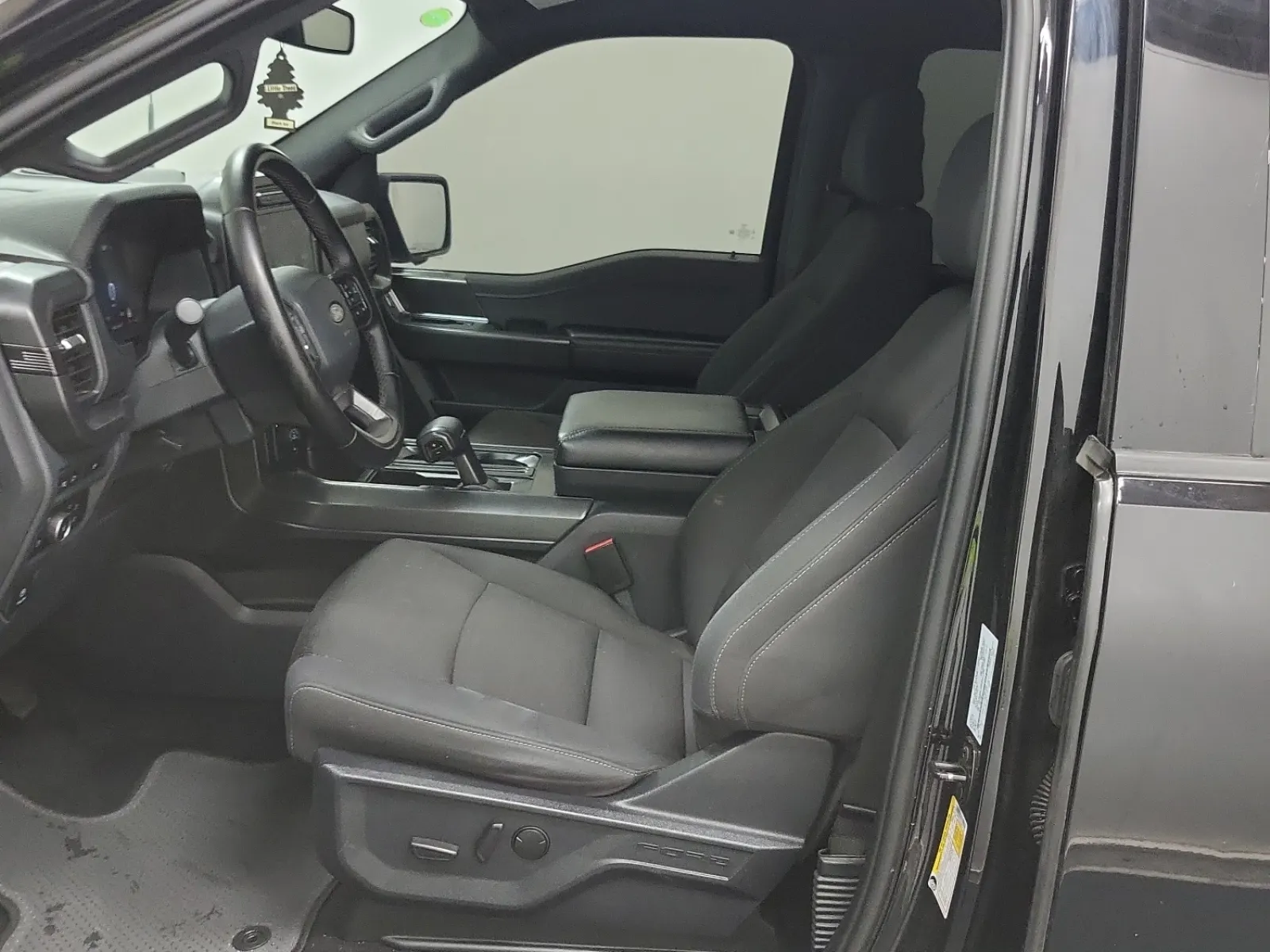 Front Interior Photo