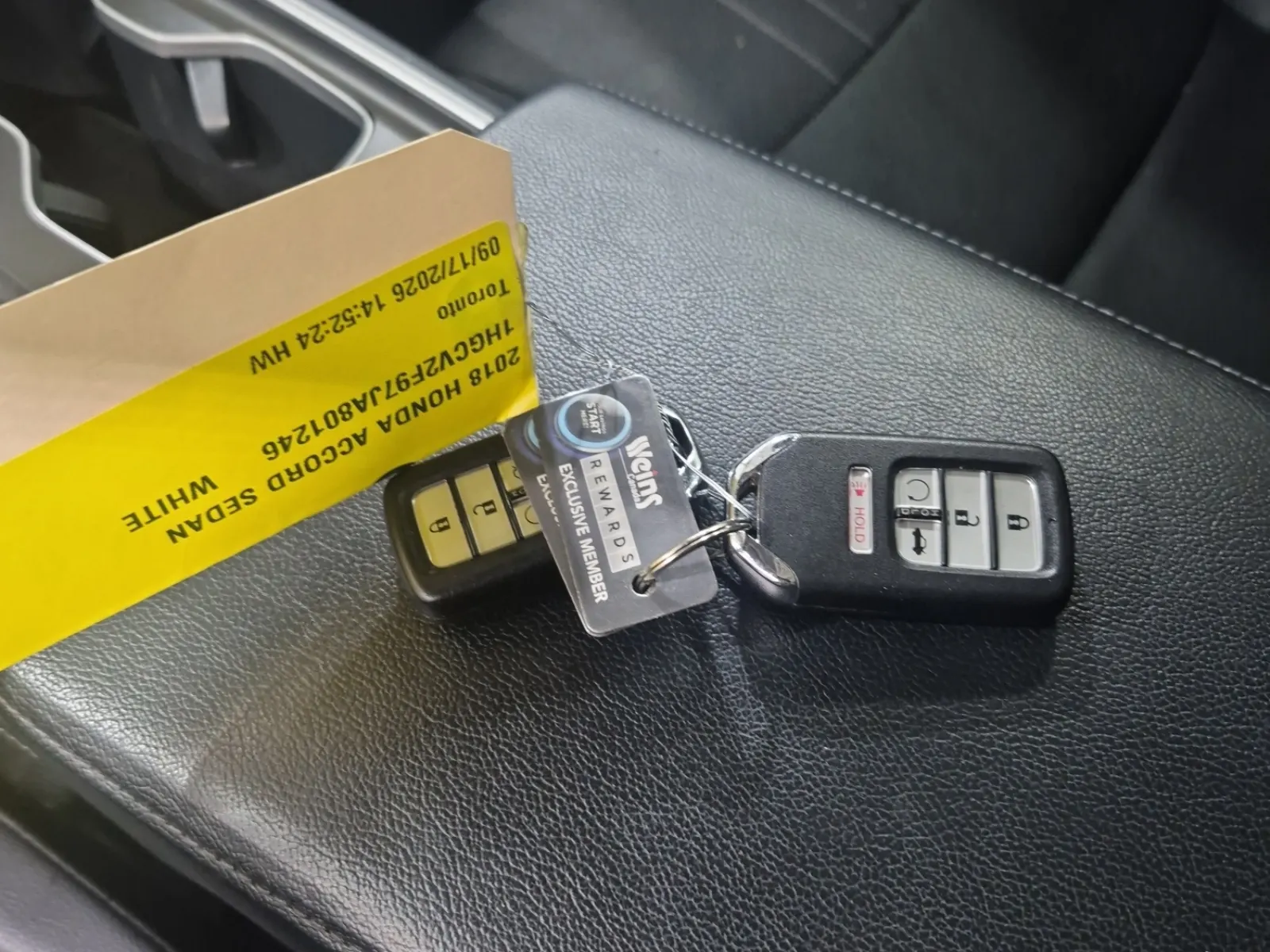 Keys/Fobs/Manual Photo