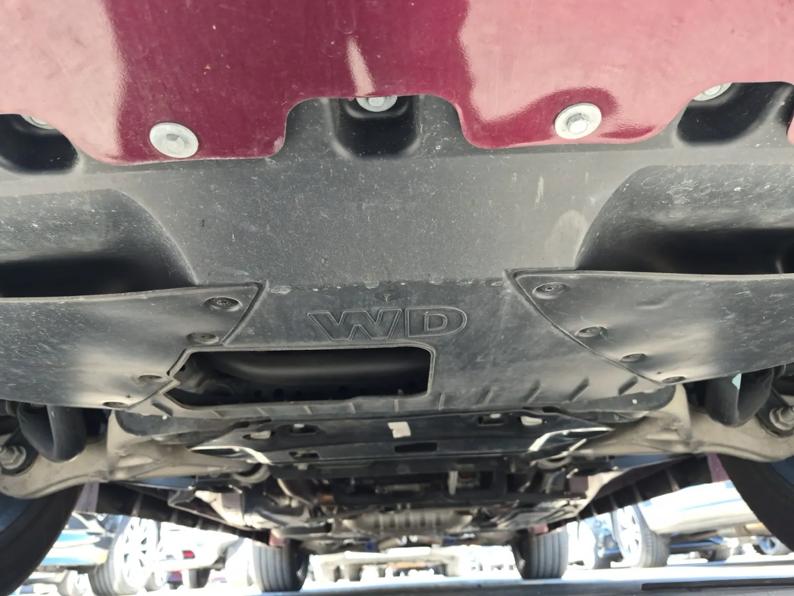 Undercarriage - Front Photo