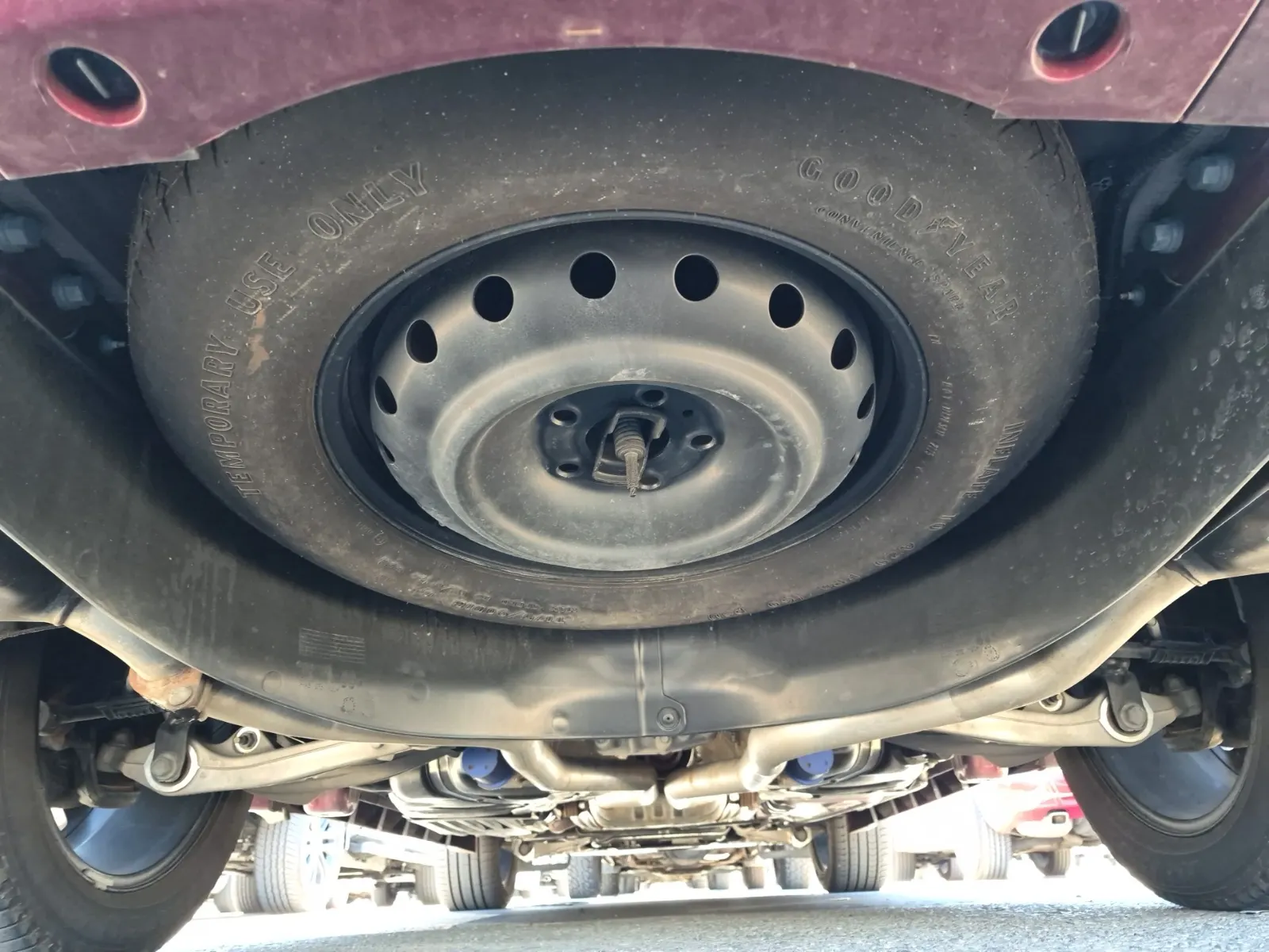 Spare Tire & Wheel Photo