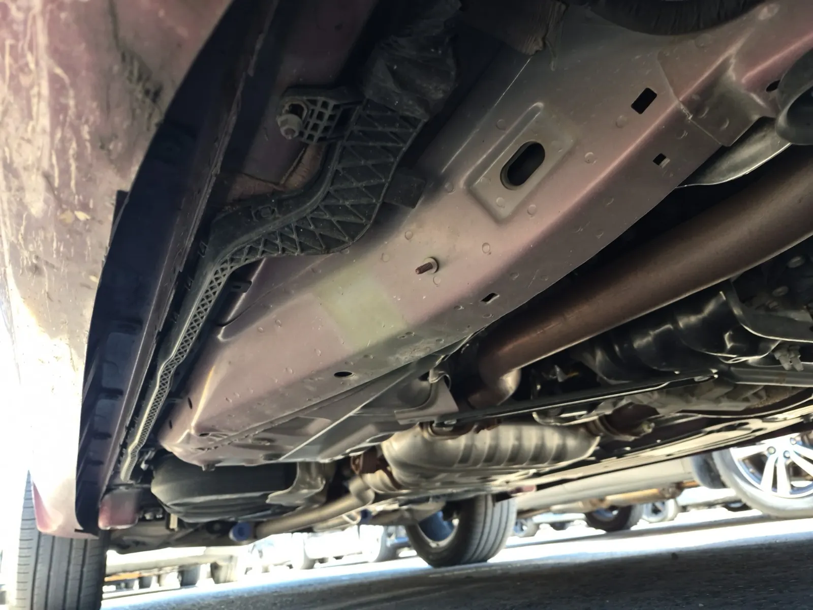 Undercarriage - Passenger Photo