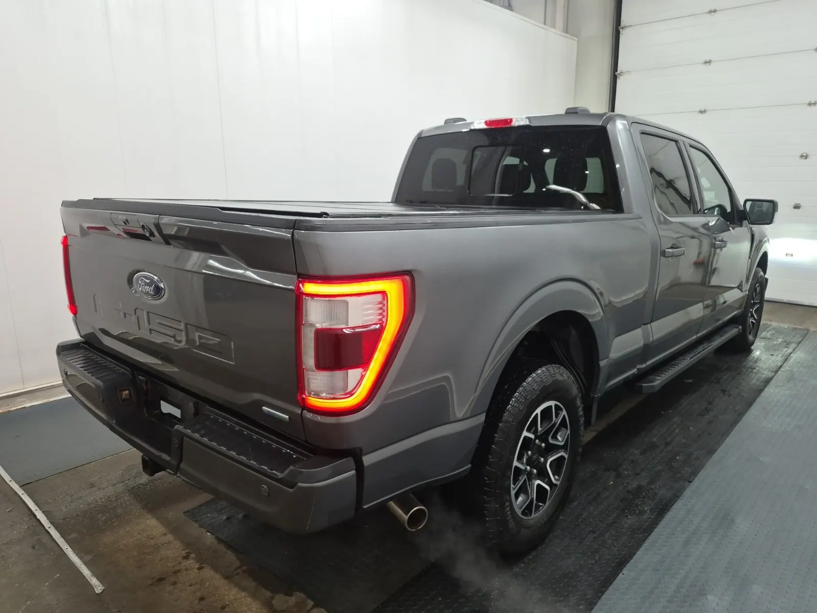 Passenger Rear 3/4 Photo
