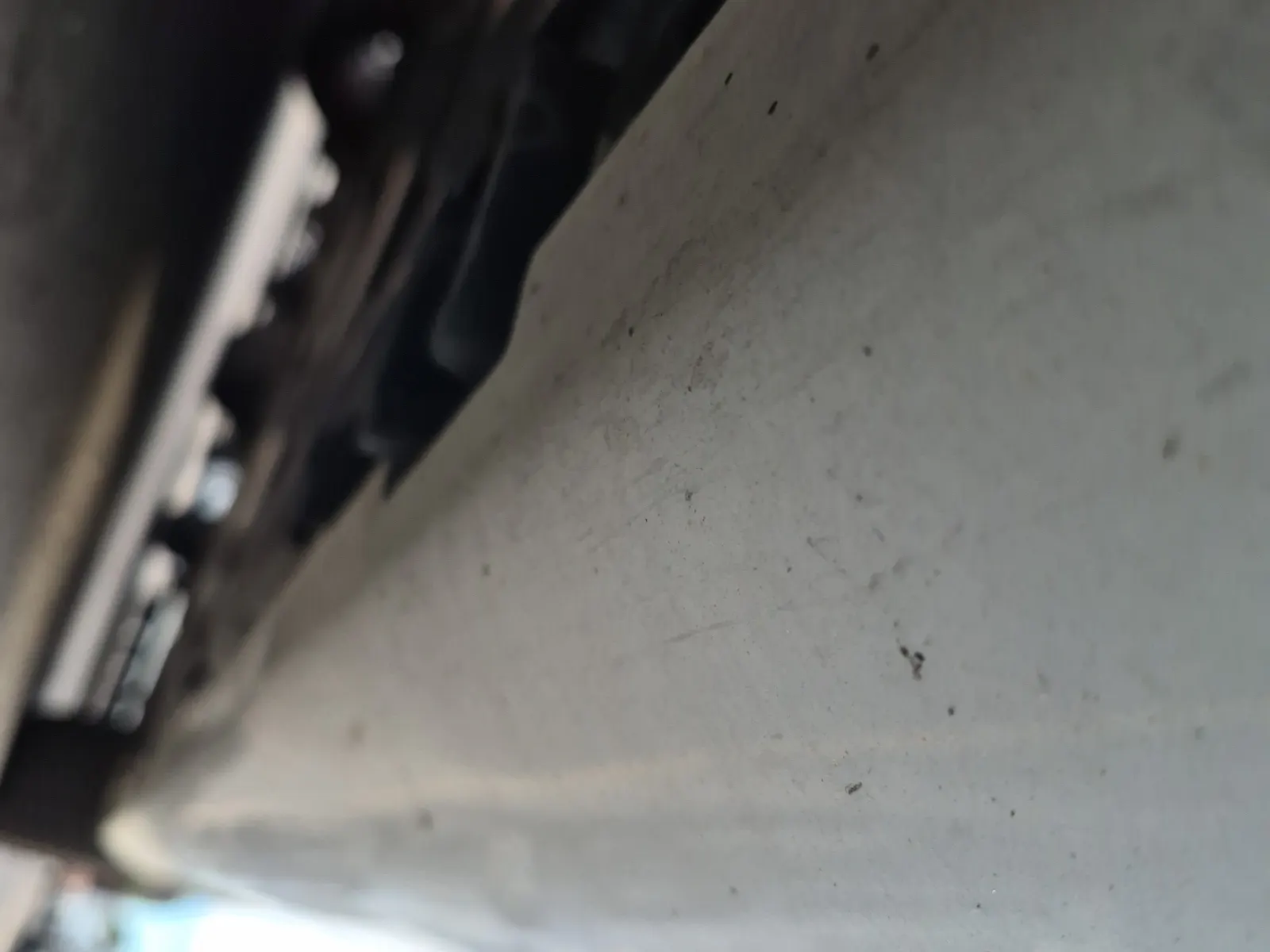 Undercarriage - Driver Photo
