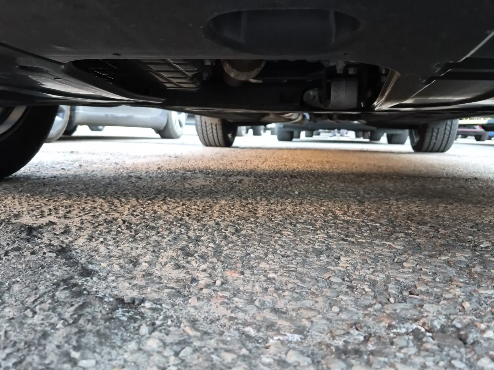 Undercarriage - Front Photo