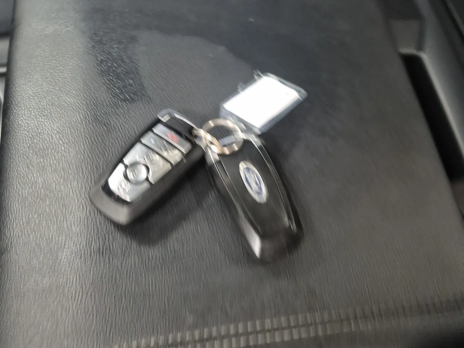 Keys/Fobs/Manual Photo