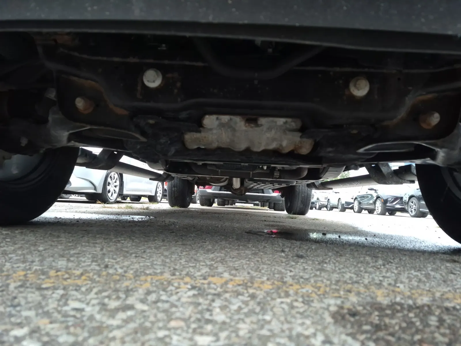 Undercarriage - Front Photo