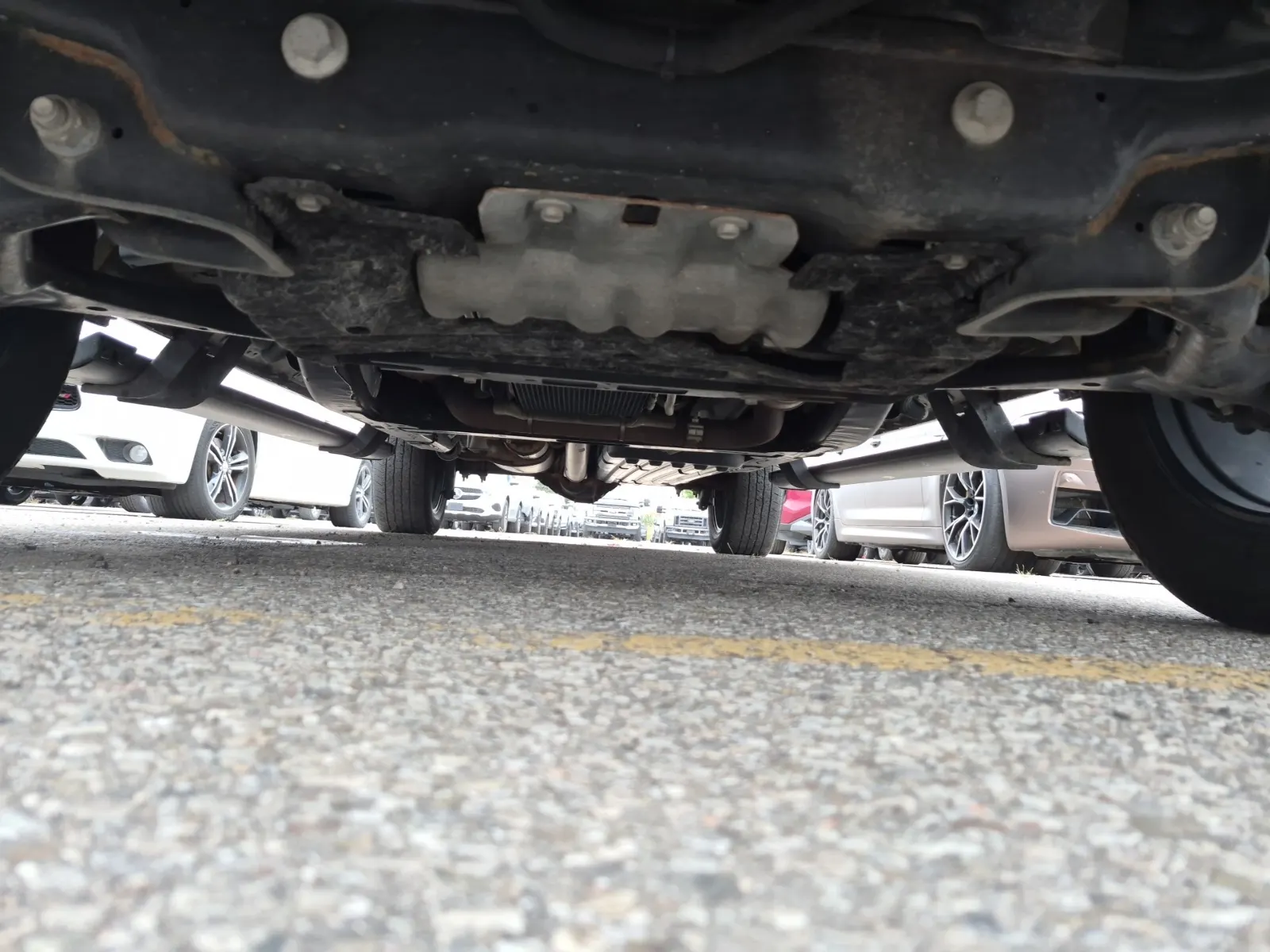 Undercarriage - Front Photo