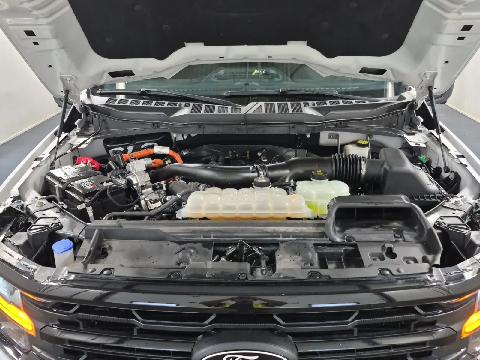 Engine Photo