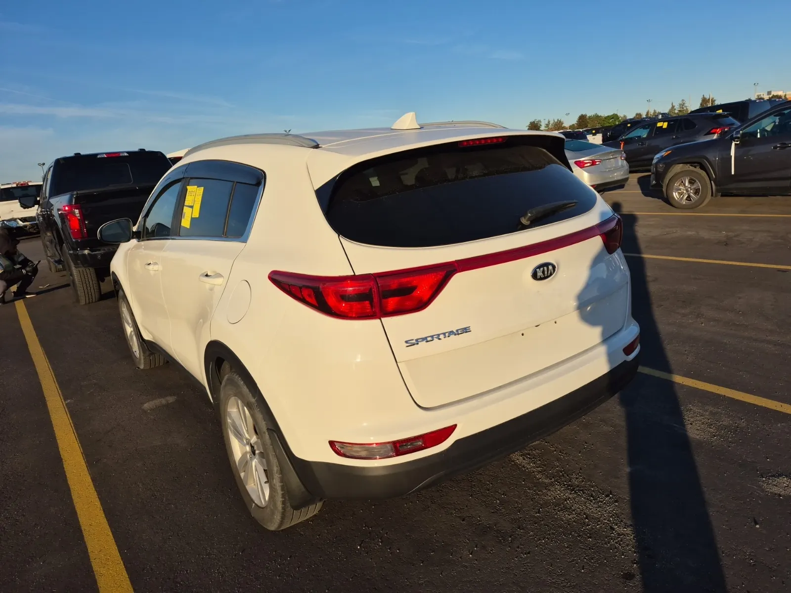 Driver Rear 3/4 Photo