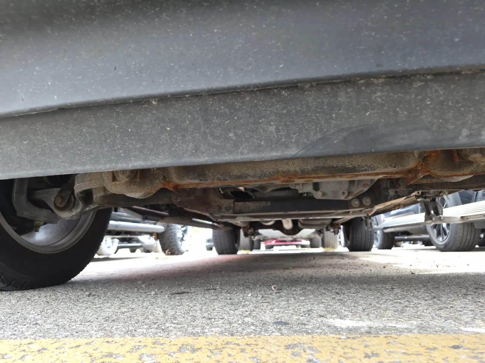 Undercarriage - Front Photo