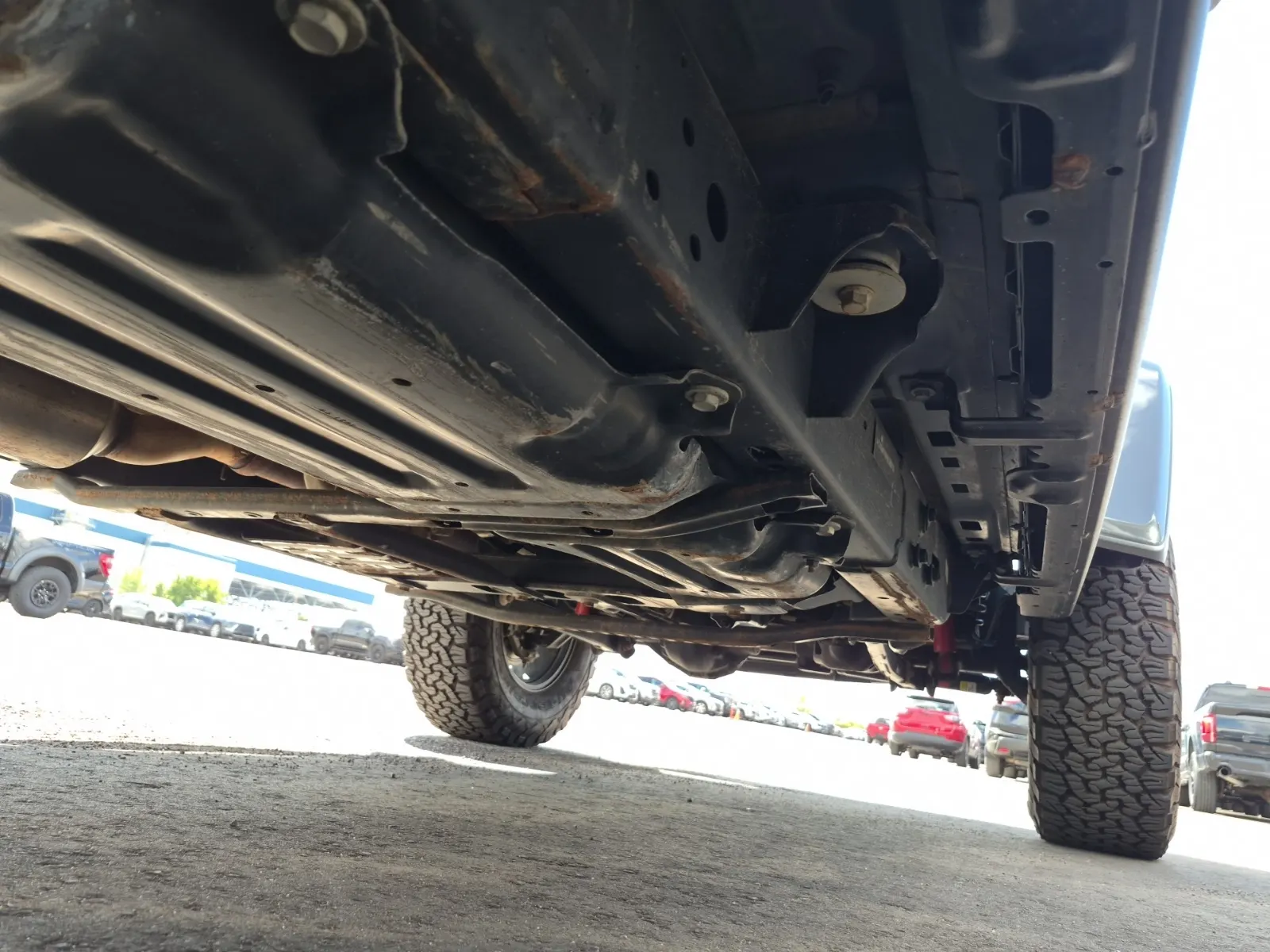 Undercarriage - Passenger Photo
