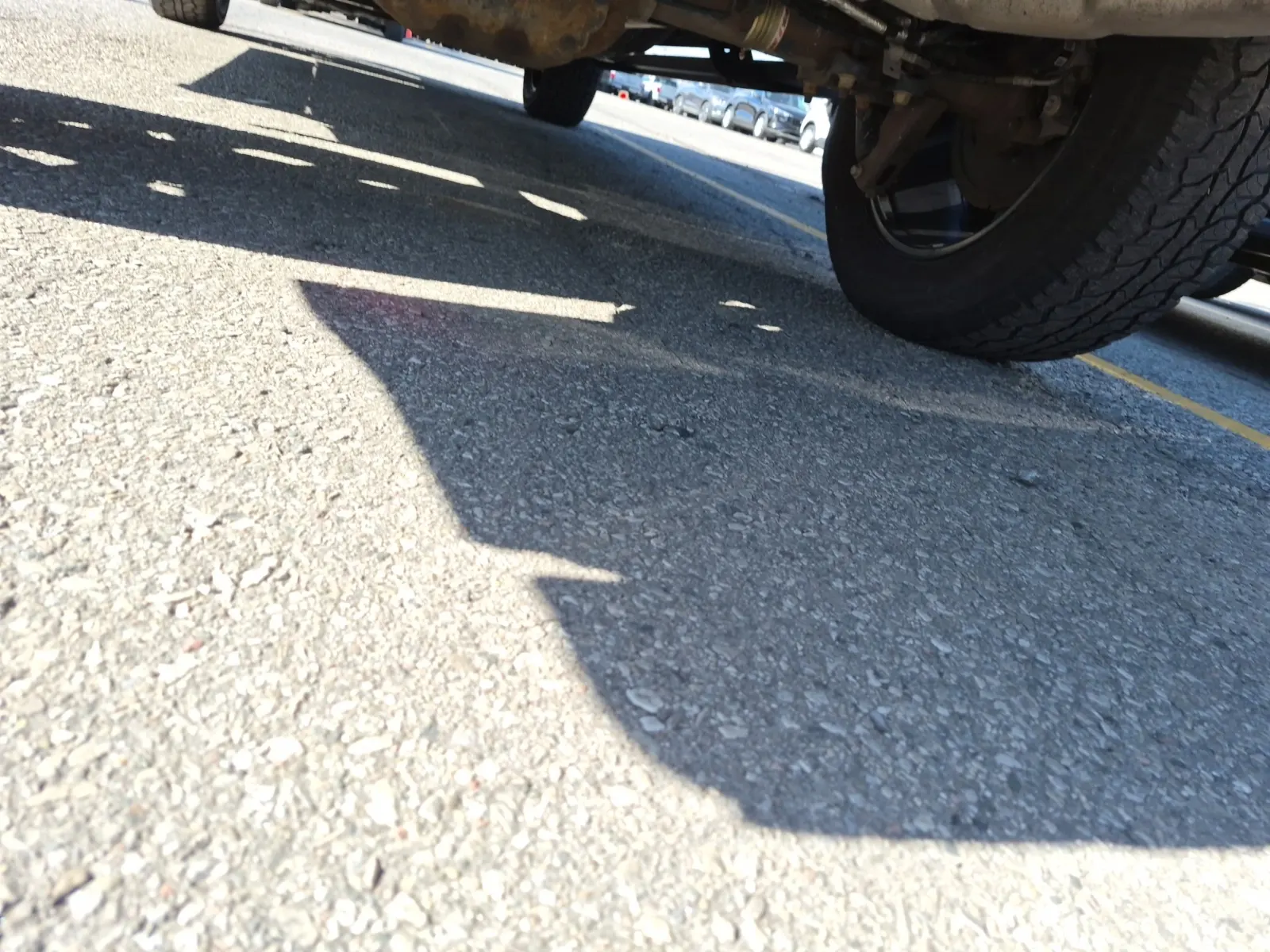 Undercarriage - Rear Photo