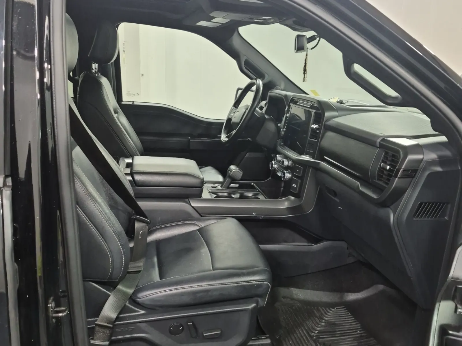 Right Side Interior Photo