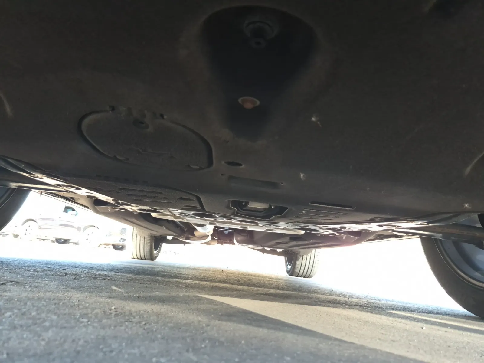 Undercarriage - Front Photo