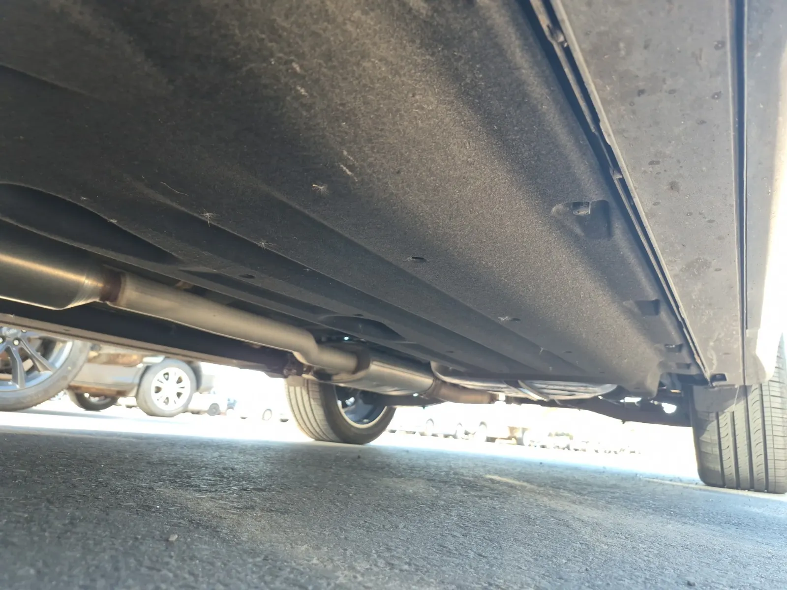Undercarriage - Driver Photo