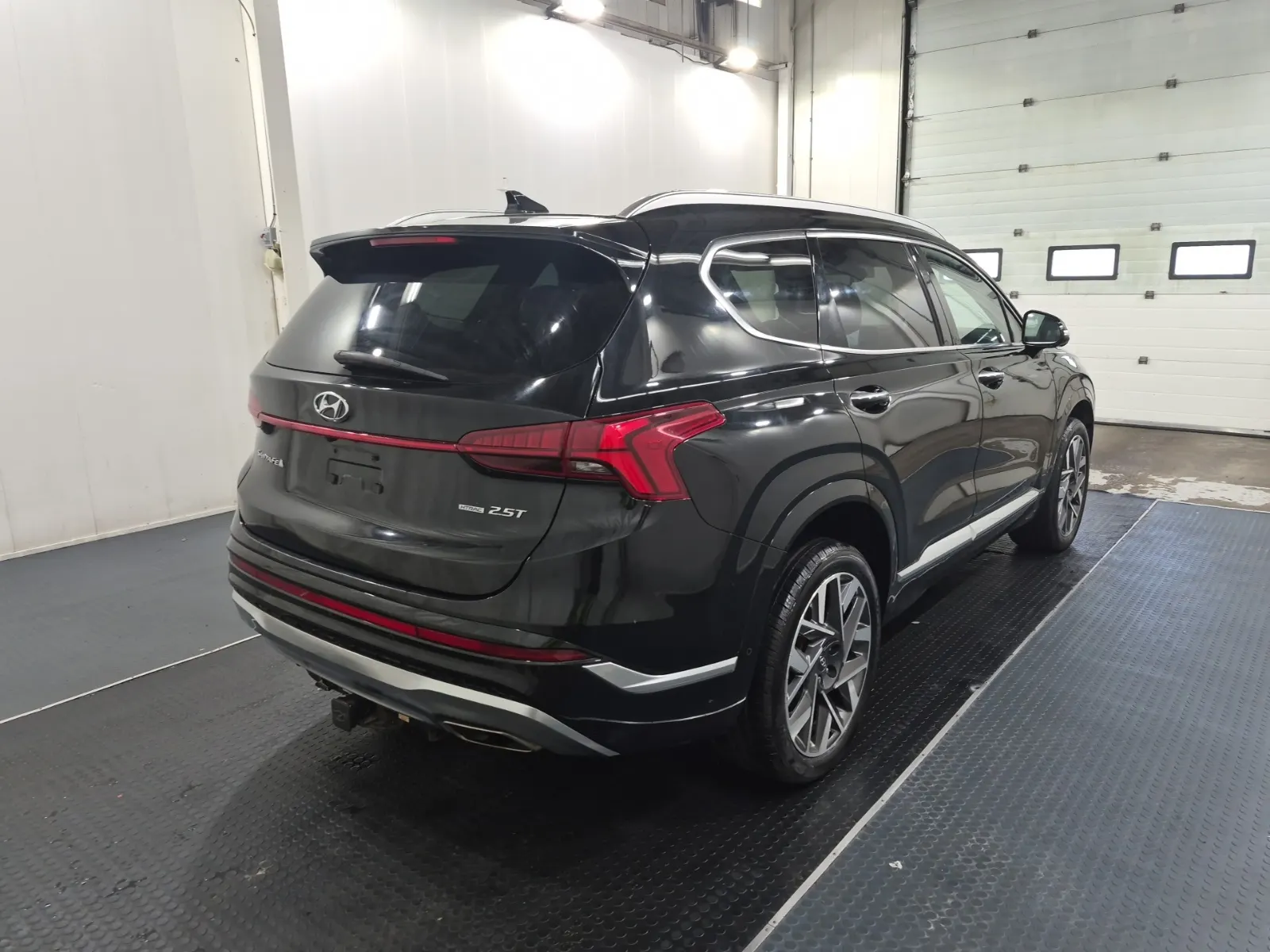 Passenger Rear 3/4 Photo