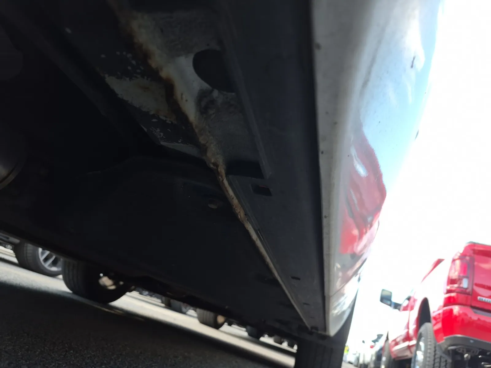 Undercarriage - Passenger Photo