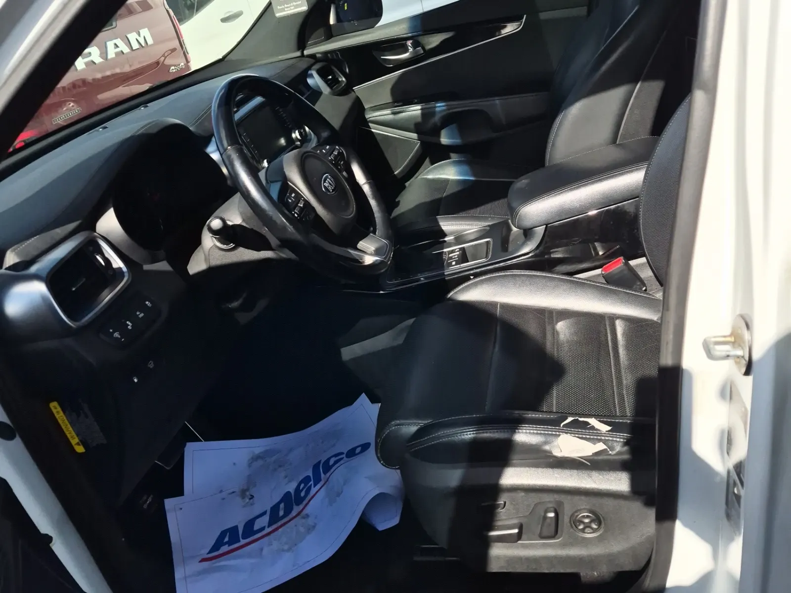 Front Interior Photo
