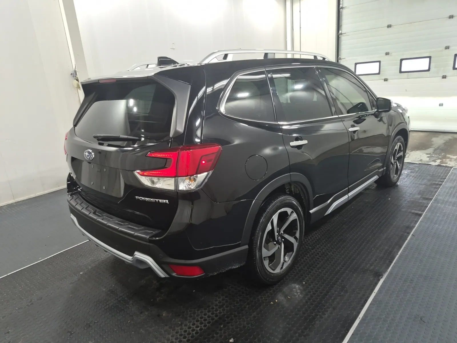 Passenger Rear 3/4 Photo
