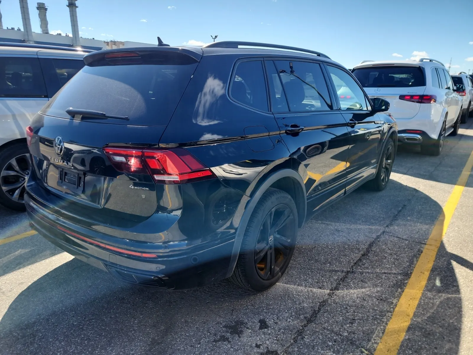 Passenger Rear 3/4 Photo