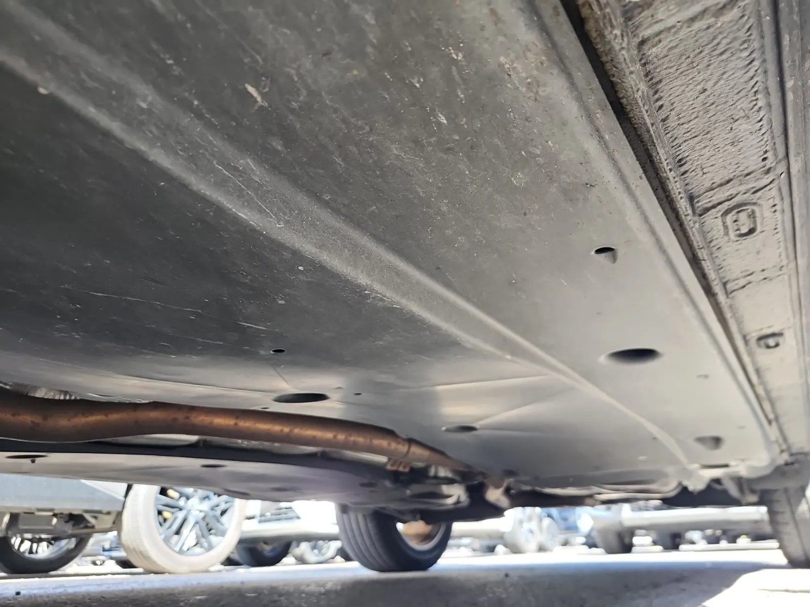 Undercarriage - Driver Photo
