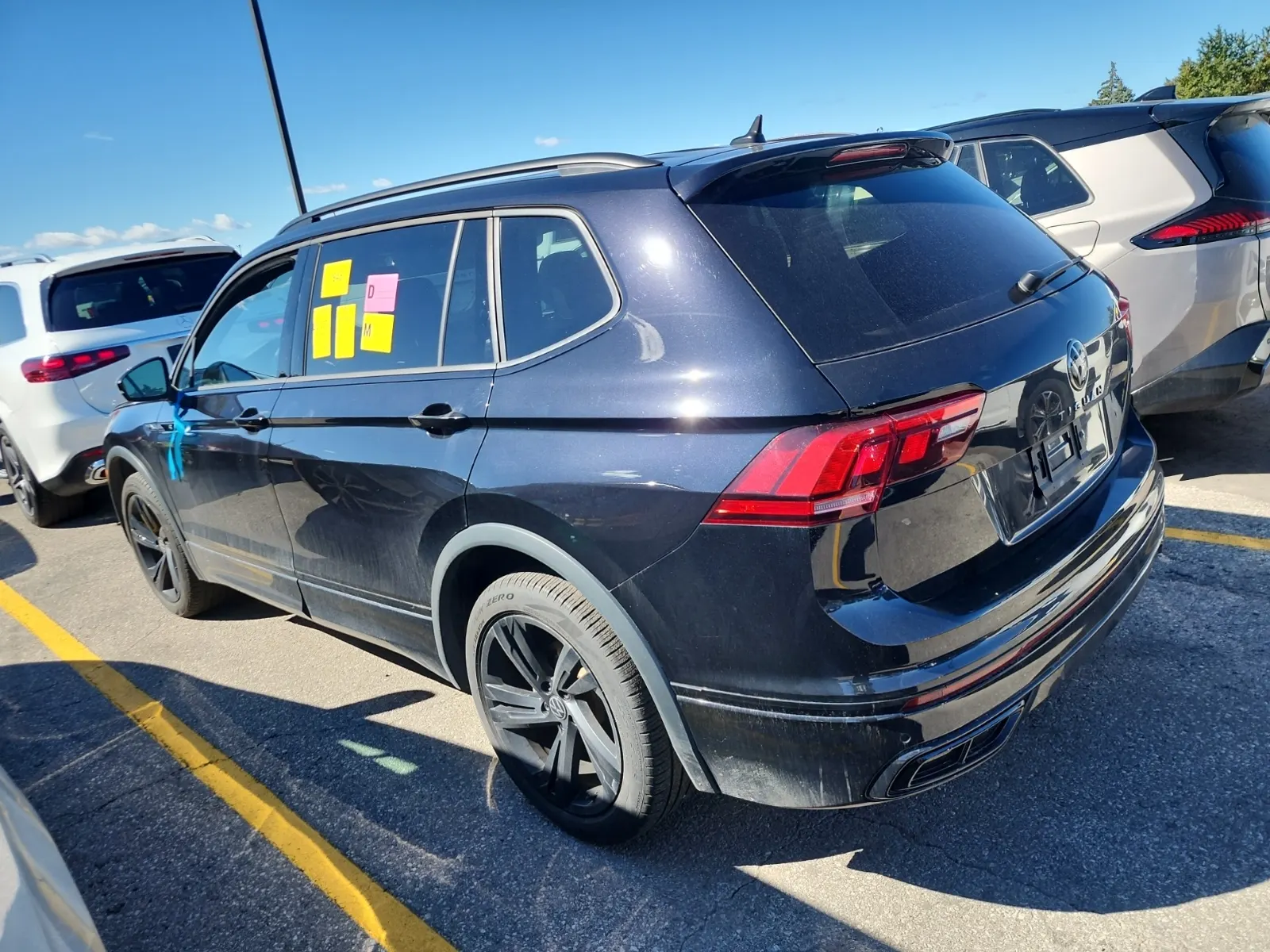 Driver Rear 3/4 Photo