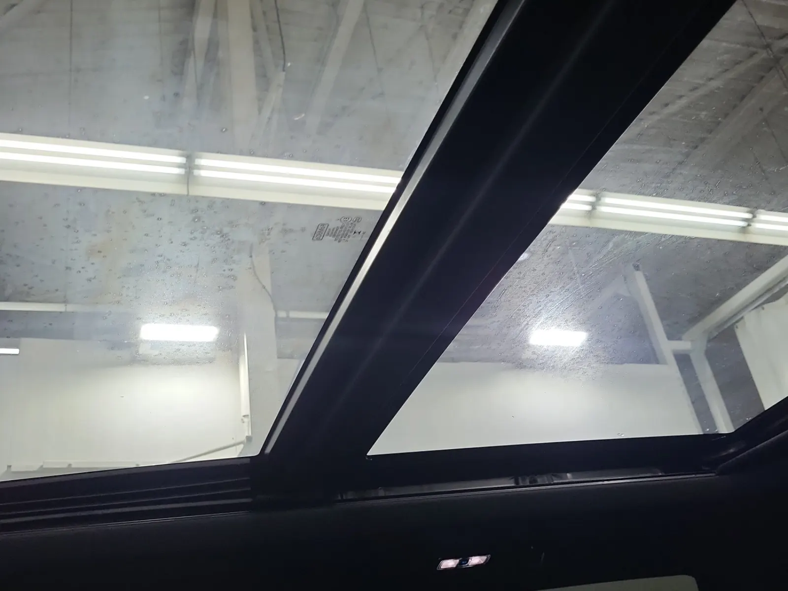 Interior Roof Photo