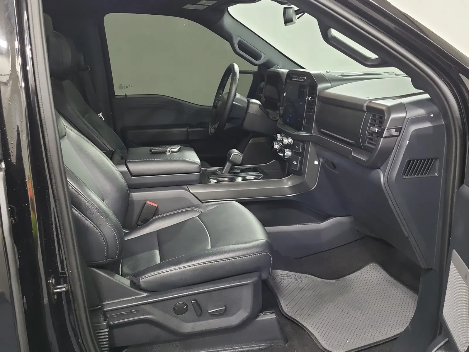Right Side Interior Photo