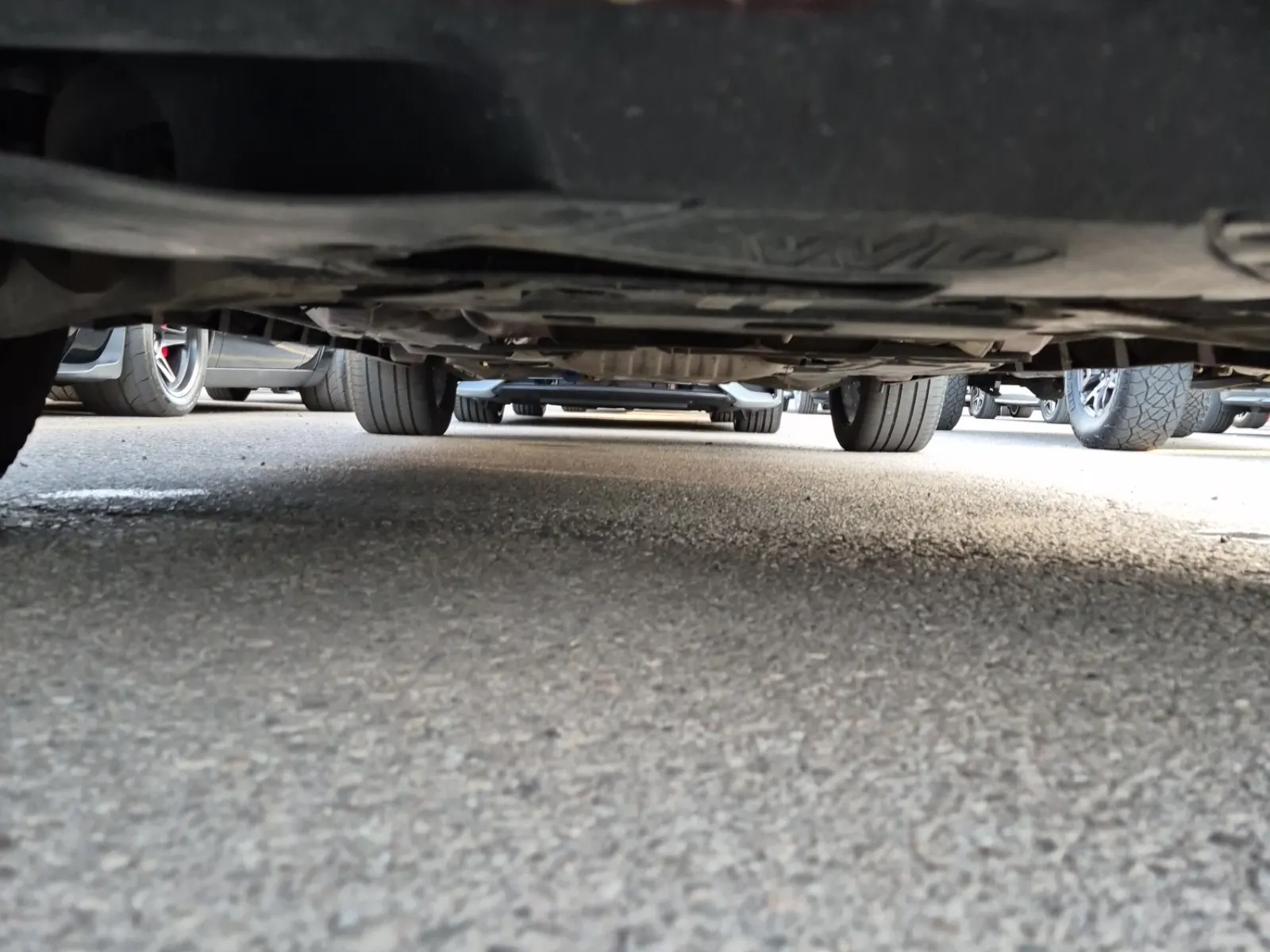 Undercarriage - Front Photo