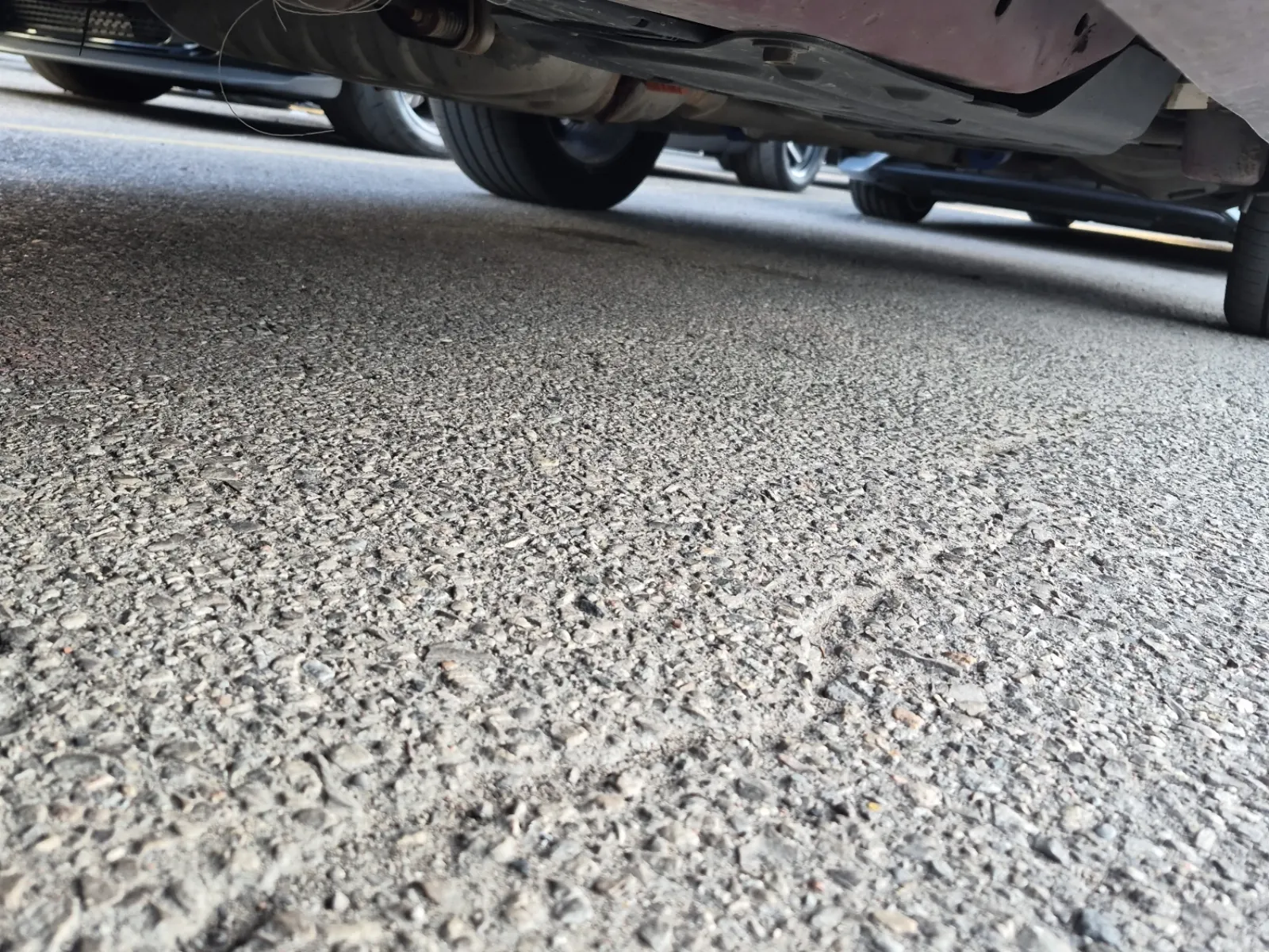Undercarriage - Driver Photo