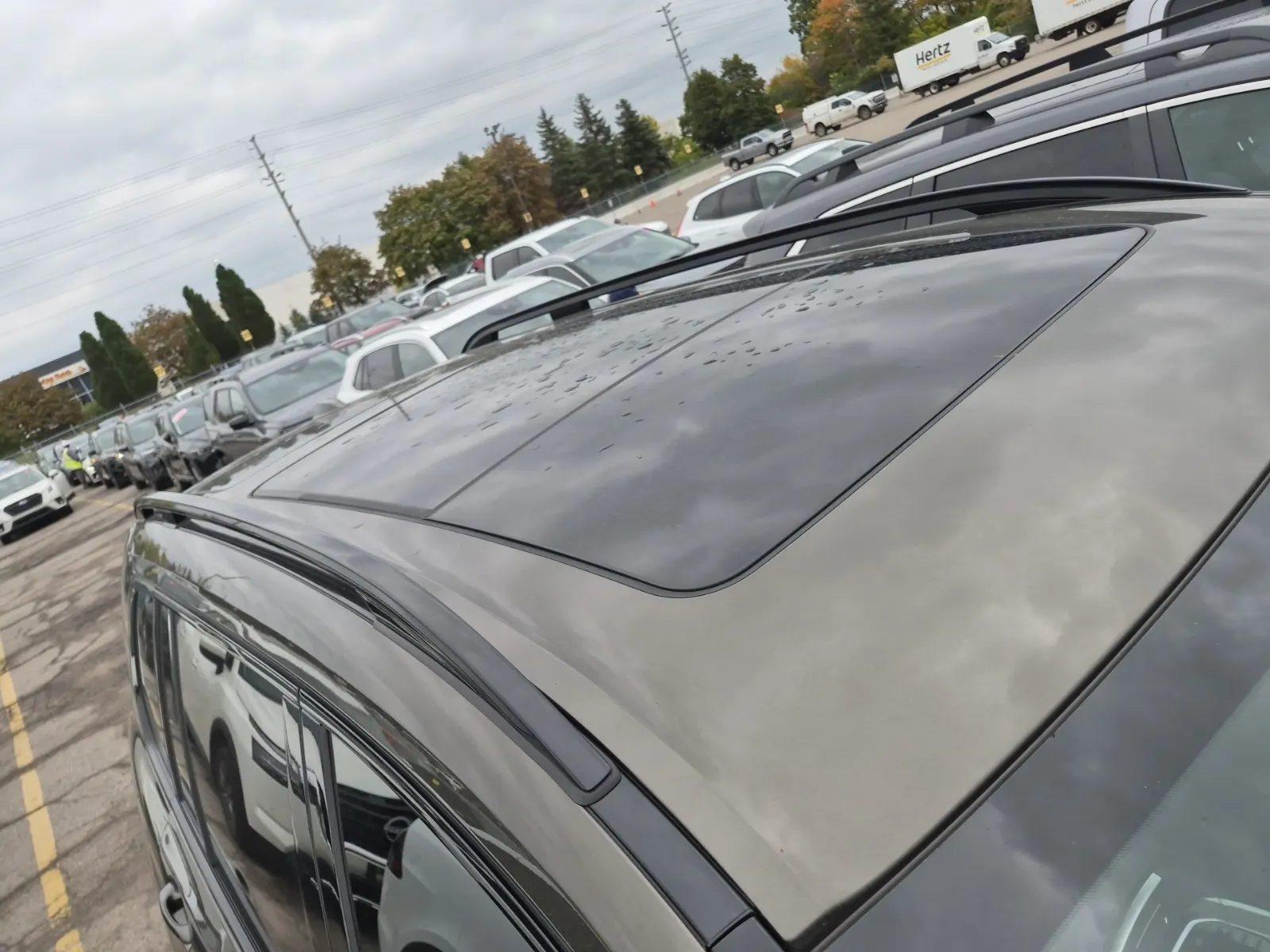 Exterior Roof Photo